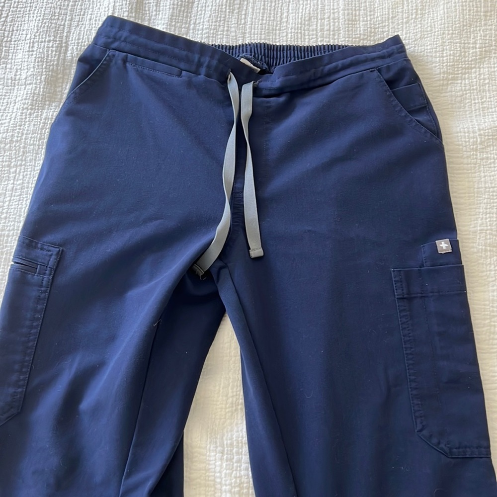 FIGS Yola Skinny Scrub Pant